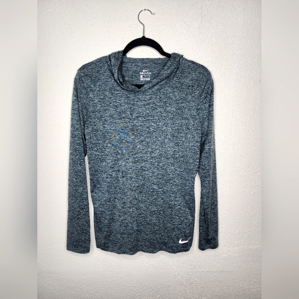 Nike Dri Fit Women's Lightweight Hoodie/Pullover, Medium - Picture 2 of 4